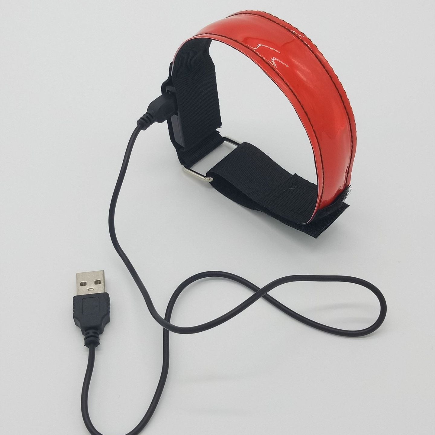 USB LED Running Armband – Rechargeable Reflective Night Safety Band