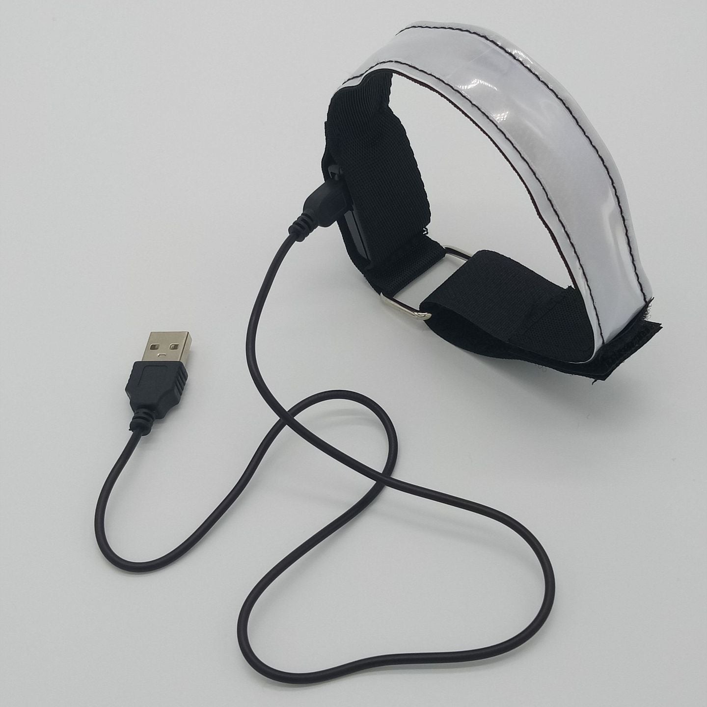 USB LED Running Armband – Rechargeable Reflective Night Safety Band